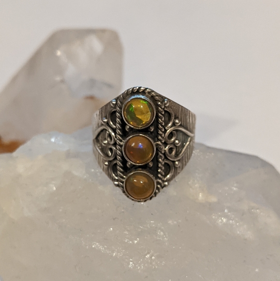 Natural Ethiopian Opal, 925 Silver Ring, Size 8 - Picture 9 of 9